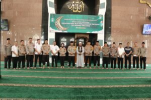 Kombes Pol Feri Handoko Soenarso,SIK SH Bersama PJU Polda Sumsel Menghadiri Peringatan Isra mi’raj 1445 H /2024 M dimasjid Assa’adah
