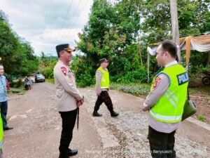Kapolres Banyuasin Cek Personil Pengamanan Rapat Pleno Terbuka di PPK Rantau Bayur Pemilu 2024