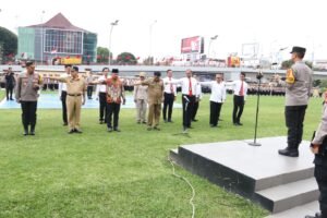 43 Pin Emas dan 93 Piagam penghargaan Kapolda diberikan kepada Personil Polda Sumsel dan jajaran yang berprestasi