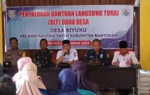 Pemdes Desa Biyuku Bagikan BLT- DD 2024 30 KPM