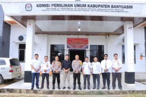 Kapolres Banyuasin Melakukan Koordinasi di Kantor KPU Banyuasin Terkait Persiapan Kesiapan Pemilihan Kepala Daerah 2024