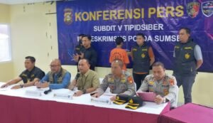 Tersangka Penyebaran Konten Screenshot VCS di Groub WA, Ditangkap Oleh Ditreskrimsus Polda Sumsel di Tangerang, Banten