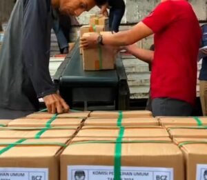 Ketua KPU Sumsel, Monitor Distribusi Logistik Pemilu Untuk Banyuasin, OI dan Muba.