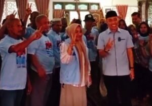 Jumhuriah Bersama Keluarga Besar Resmi Memakai Seragam Selfi Mundur Dari Partai Golkar