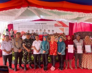 Kapolres Banyuasin Mengajak Masyarakat Muara Padang Untuk Mewujudkan Pilkada Damai