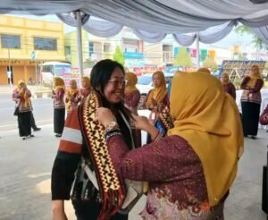 Pj. Ketua TP PKK Lampung Utara Buka Lomba Tradisional dalam Rangka HUT Dharma Wanita Persatuan