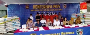 OTT Tipid Perdagangan Pupuk Bersubsidi Tanpa Dokumen Di Banyuasin, Polda Sumsel Amankan 4 Pelaku dan Pupuk Sebanyak 17.2 Ton