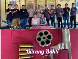 Polsek Penukal Abab Ringkus Dua Pria Bersenjata Api Ilegal