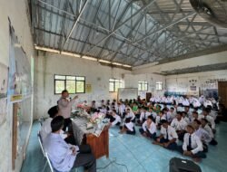 Sosialisasi Bahaya Narkoba dan Penerimaan Polri di Pondok Pesantren Qolbun Salim oleh Polres PALI