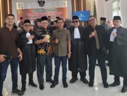 Yan Coga : Alhamdulillah Hari Ini Saya Telah Mengambil Sumpah Sebagai Advokat Dan Terima Kasih Semua