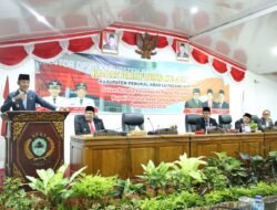 Rapat Paripurna Ke-4 DPRD Kabupaten PALI: Bupati Asgianto Sampaikan Pidato Perdana Periode 2025-2030