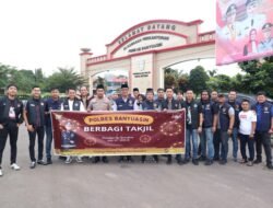Dalam Bulan Suci Ramadhan 1446 H, Polres Banyuasin, Polsek Muara Padang dan Polsek Sungsang Bagikan Takjil