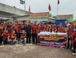 Jelang Buka Puasa Anggota PAC PP Kecamatan Jakabaring Bagikan 500 Takjil