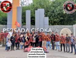 Tim Grudug Pemuda Pancasila Cisoka Adakan Baksos Berbagi Takzil Kepada Masyarakat