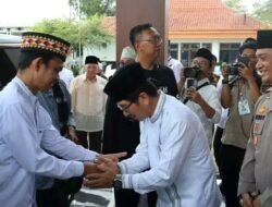 Bupati Dr. H. Hamartoni Ahadis, M.Si., Bersama Forkopimda dan Ribuan Warga Hadiri Tabligh Akbar Syawal 1446 H di Islamic Centre Lampung Utara
