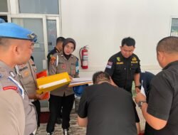 Polda Sumsel menggelar tes urine dadakan terhadap ratusan personel.