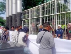 Geruduk Kejati Sumsel,Penggiat Anti Korupsi Sumsel Tanyakan Lapdu Terkait Dugaan Korupsi Proyek PDAM dan Perjalanan Dinas DPRD Kab Lahat tahun 2020 Diduga Fiktif,