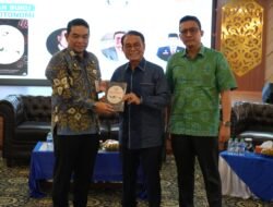 Pemkab Kotabaru Lakukan Seminar Bedah Buku  ” KOKI OTONOMI “