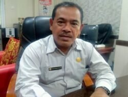 DIDUGA DANA POKIR UNTUK UMROH! DISAAT MASYARAKAT LAGI SUSAH, MALAHAN PAK DEWAN IKUT UMROH!”.
