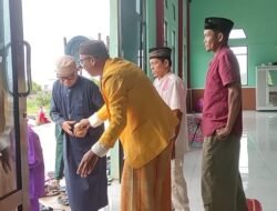 Komunitas Penuh Inspirasi Bagikan 100 Paket Bubur Kacang Hijau Untuk Jema’ah Sholat Jum’at di Masjid AL – Muhajirin.