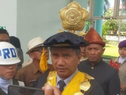 Sekda Provinsi Sumsel, Salah Satu Peserta wisuda Unsri Ke-180 Yang Diikuti 899 Alumni