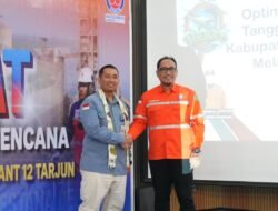 Optimalisasi Desa Tangguh Bencana, Indocement Tarjun Dengan BPBD Kotabaru Sosialisasikan Bencana Lewat Strategi HEBAT