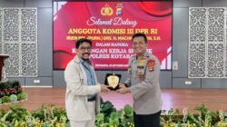 Bahas Isu Keamanan Publik Serta Serap Aspirasi, Polres Kotabaru Kedatangan Anggota Komisi III DPR RI Irjen Pol (Purna) Machfud Arifin 