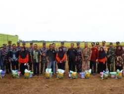 Bupati dan Wakil Bupati Lampung Utara Dampingi KASAL Tinjau Persiapan Panen Ketahanan Pangan TNI AL dan Rencana Kunjungan Presiden RI