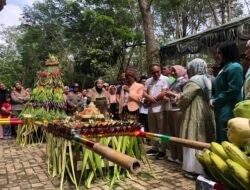 Pemkab Kotabaru Resmi Menutup Acara Puncak MP2AF 2025, Dengan Gebrak Kampung Sekaligus Penanaman Pohon Ulin