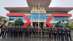 29 Personel Polres Kotabaru Terima Tanda Kehormatan Satyalencana Pengabdian 