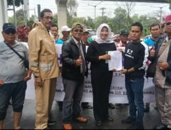 Massa PST Meminta Kejati Sumsel Usut Adanya Dugaan KKN di RSUD HM Rabain Muara Enim