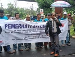Gelar aksi Demo di Kejati Sumsel, Massa PST Desak Usut Terkait Adanya Dugaan KKN Dalam Pembangunan RSUD Gelumbang