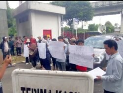 Geruduk Kejati Sumsel, Aktivis Sumsel Desak Kejati Sumsel Periksa Tambang PT GGB Diduga Izinnya Diluar IUP