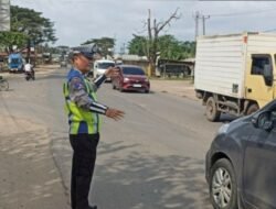 Antisipasi Kepadatan Arus Balik H+4, Sat Lantas Polres Banyuasin Gelar Live Report dan Patroli Hunting di Jalintim