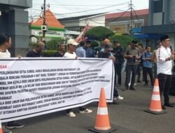 Rencana Alokasi Anggaran Tidak Memihak Rakyat, Massa SIRA Minta Pemprov Sumsel Batalkan