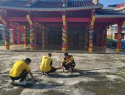 Dukung Harmoni Nasional, Jajaran Polda Sumsel Masifkan Bakti Sosial di Klenteng Wie Teng Bio