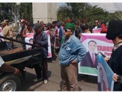 Aksi Damai SCW di Kantor Inspektur Tambang Provinsi Sumsel Terkait Limbah Sempat Timbulkan Kemacetan