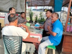 Sat Binmas Polres PALI Serap Aspirasi Warga dalam Giat Bebusek di Talang Ubi