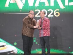 Melalui Program Ketahanan Energi dan Nyago Bumi Sriwijaya, Kapolda Sumsel Raih Penghargaan