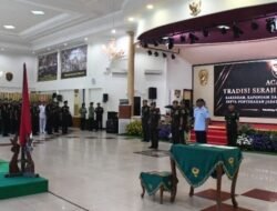Danrem 044/Gapo Hadiri Tradisi dan Sertijab Pejabat Kodam II/Sriwijaya Sebagai Wujud Dukung Kebijakan Dan Pembinaan Organisasi