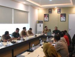 Danrem 044/Gapo Hadiri Rapat di BPBD, Perkuat Sinergi Penanganan Karhutla
